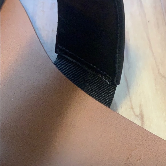 Vince Camuto Rhonda Sandal - Picture 10 of 12